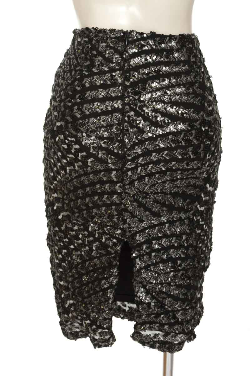 Falda color Negro - Studio F