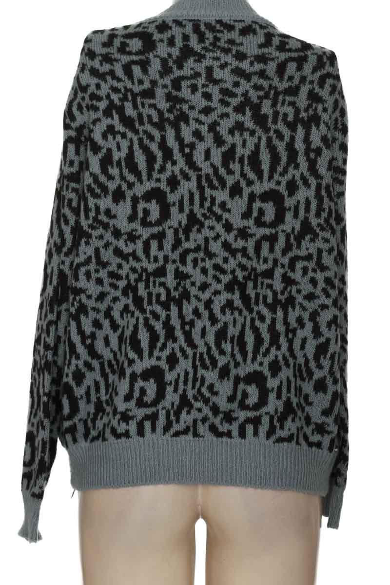 Sweater color Azul - Closeando