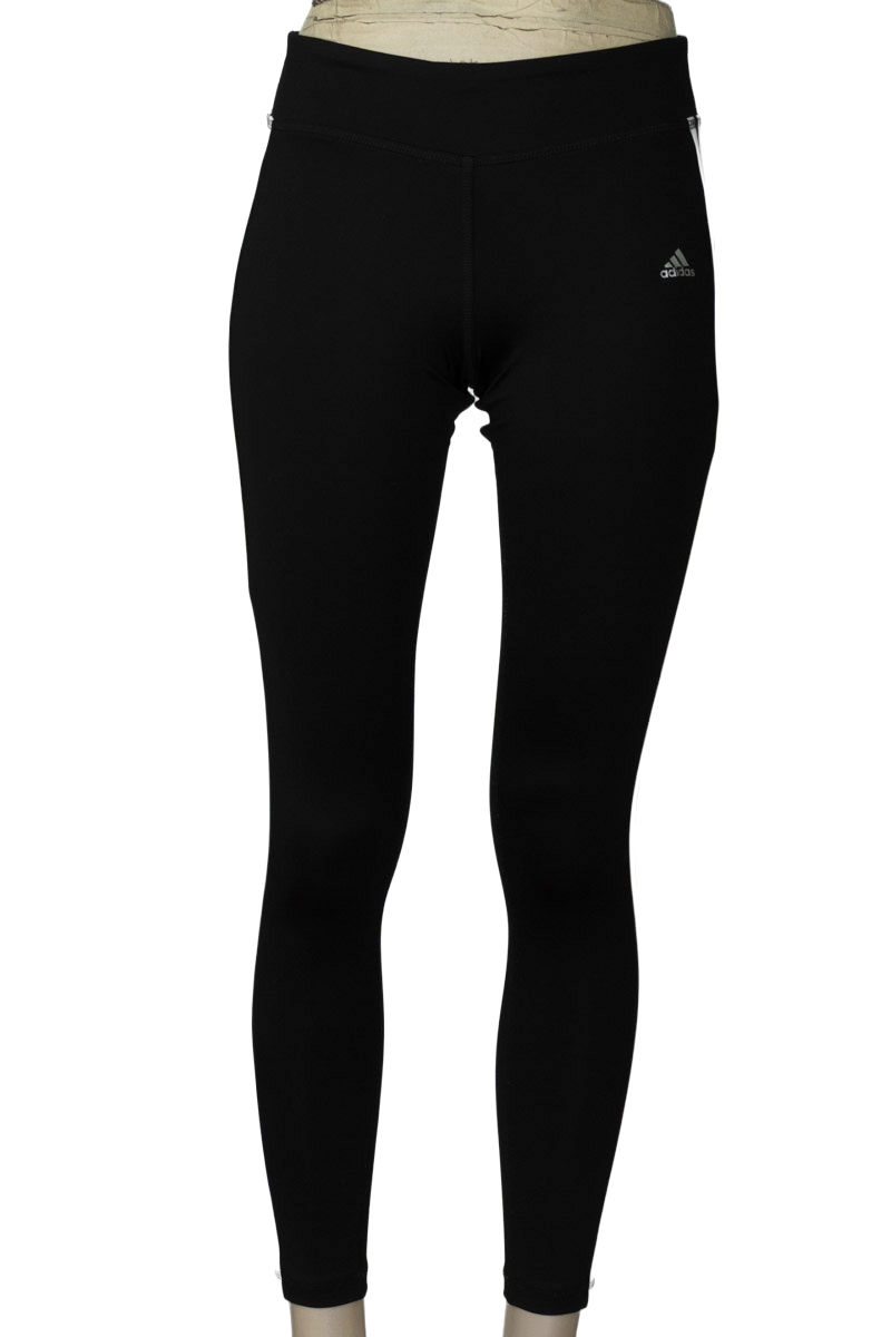 Ropa Deportiva / Salida de Baño color Negro - Adidas