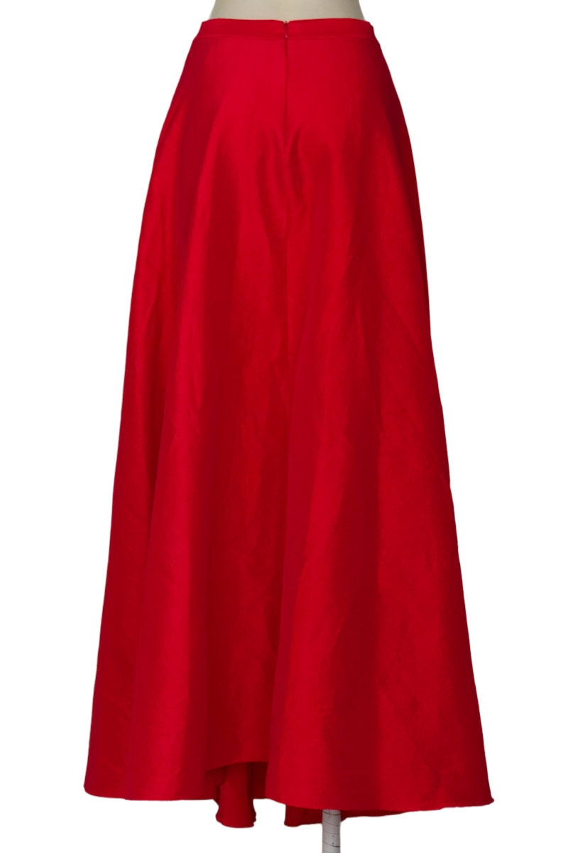 Falda color Rojo - Carolina Estefan