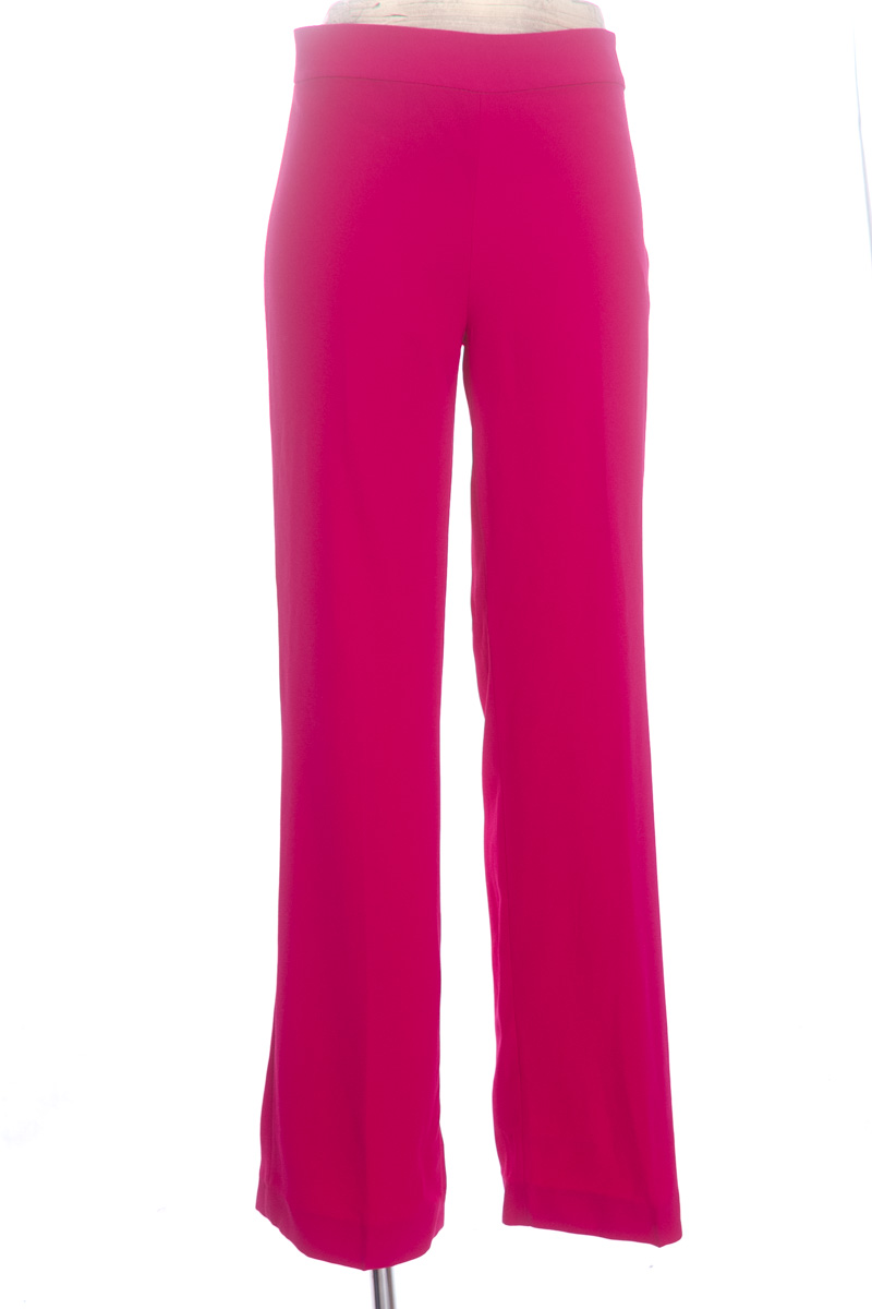 Pantalones color Fucsia - Zara