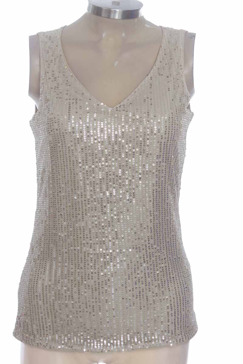 Top / Camiseta color Beige - Closeando