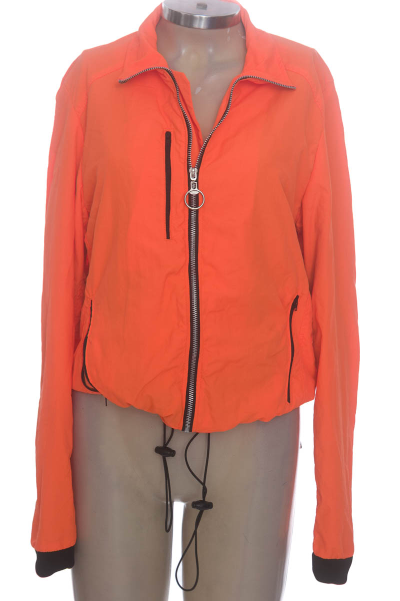 Chaqueta / Abrigo color Naranja - Closeando