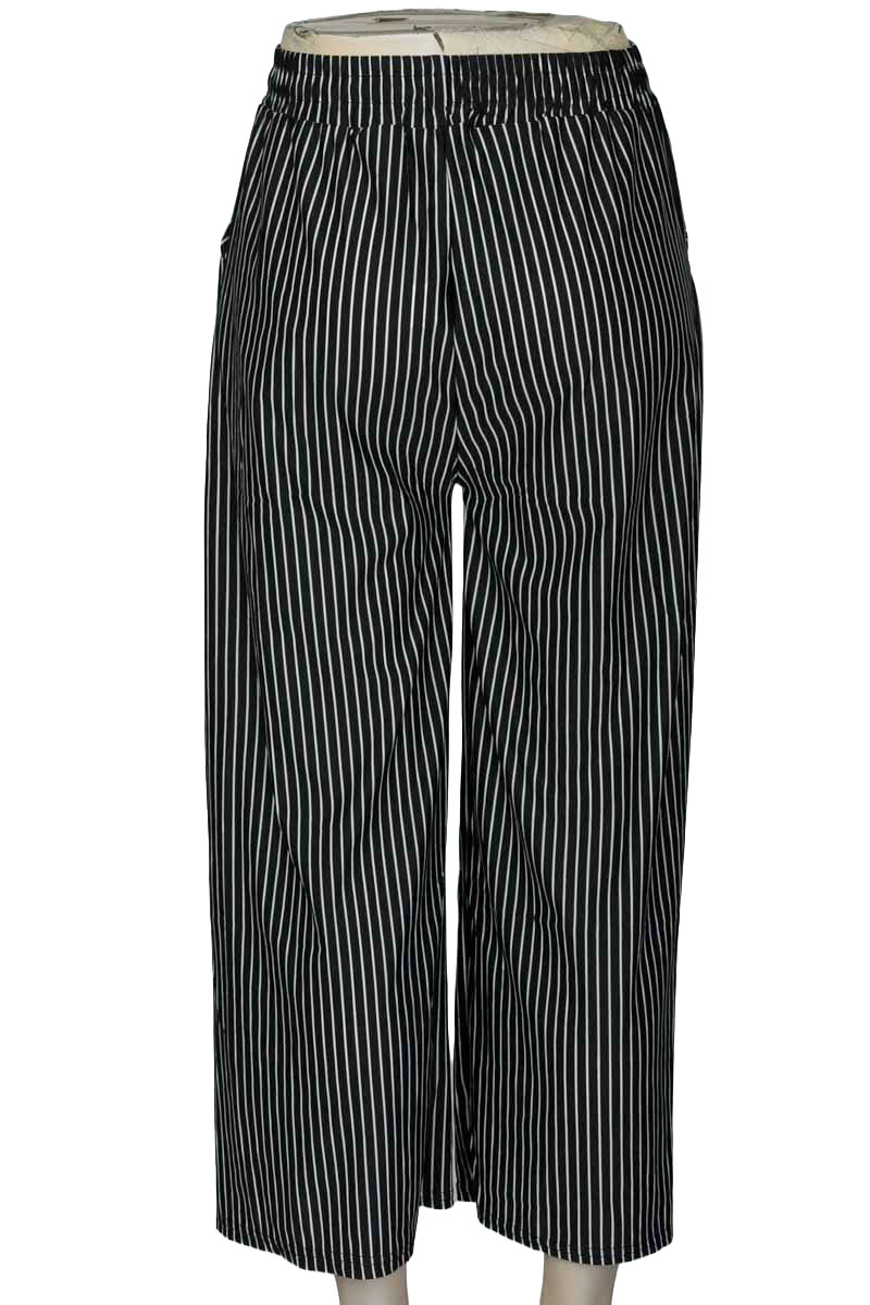 Pantalones color Negro - Closeando