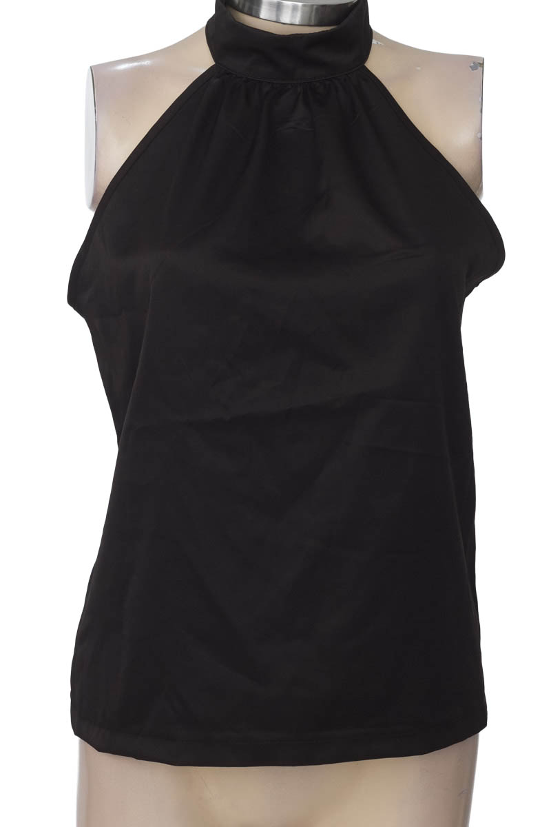 Blusa color Negro - Closeando