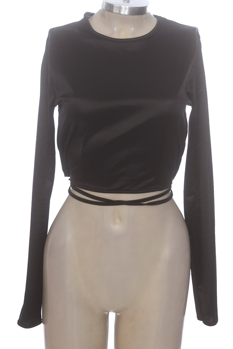 Top / Camiseta color Negro - Streetwear Society