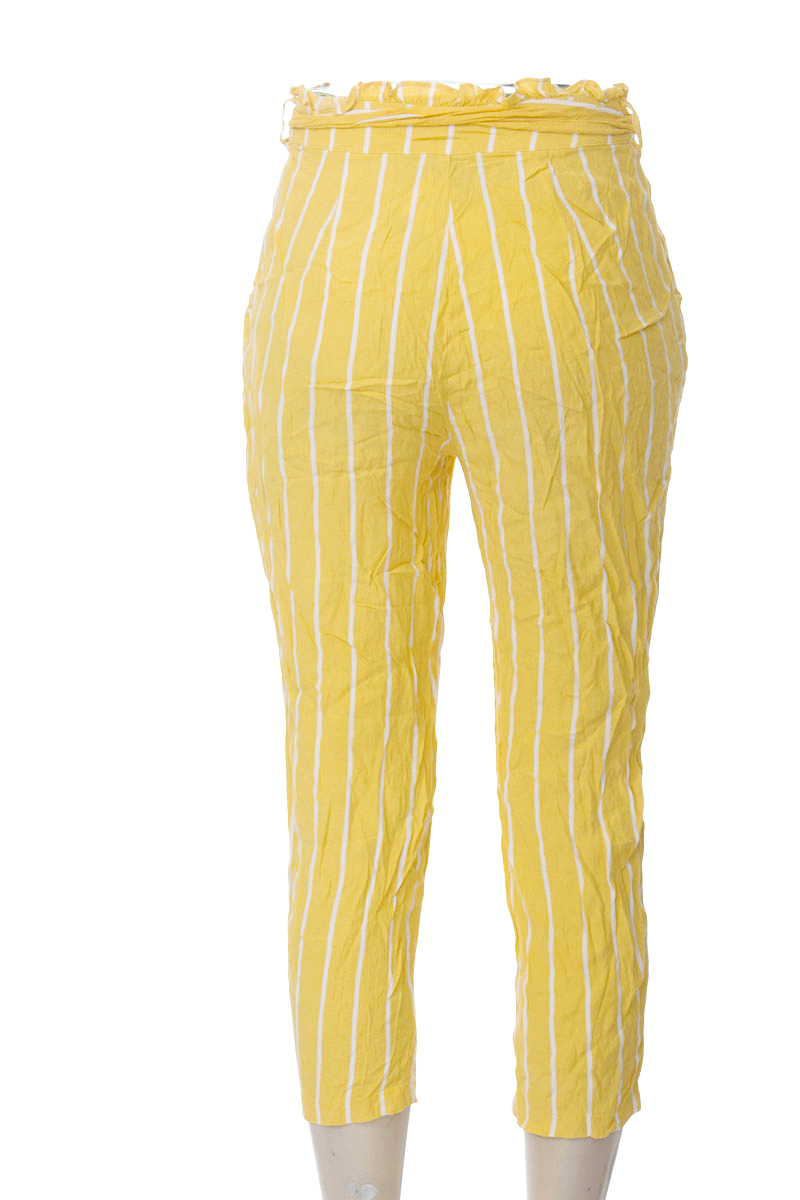 Pantalones color Amarillo - Forever 21