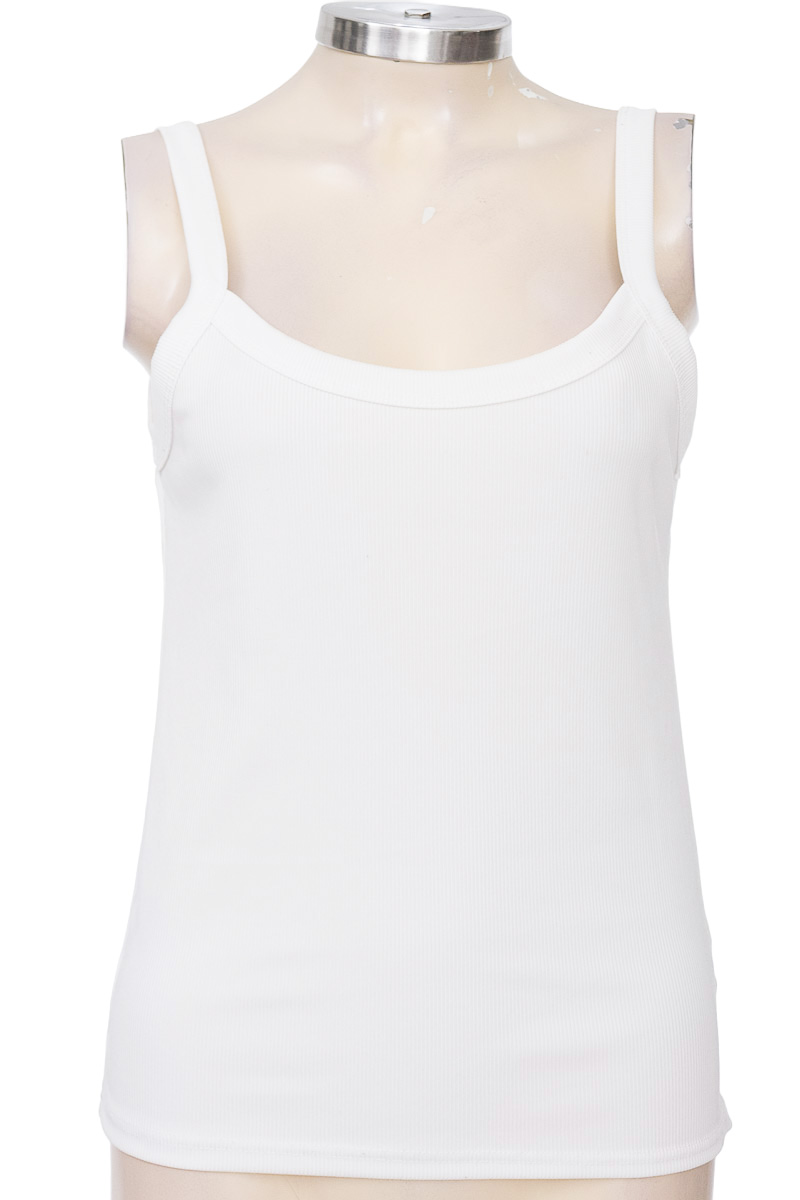 Top / Camiseta color Blanco - Closeando
