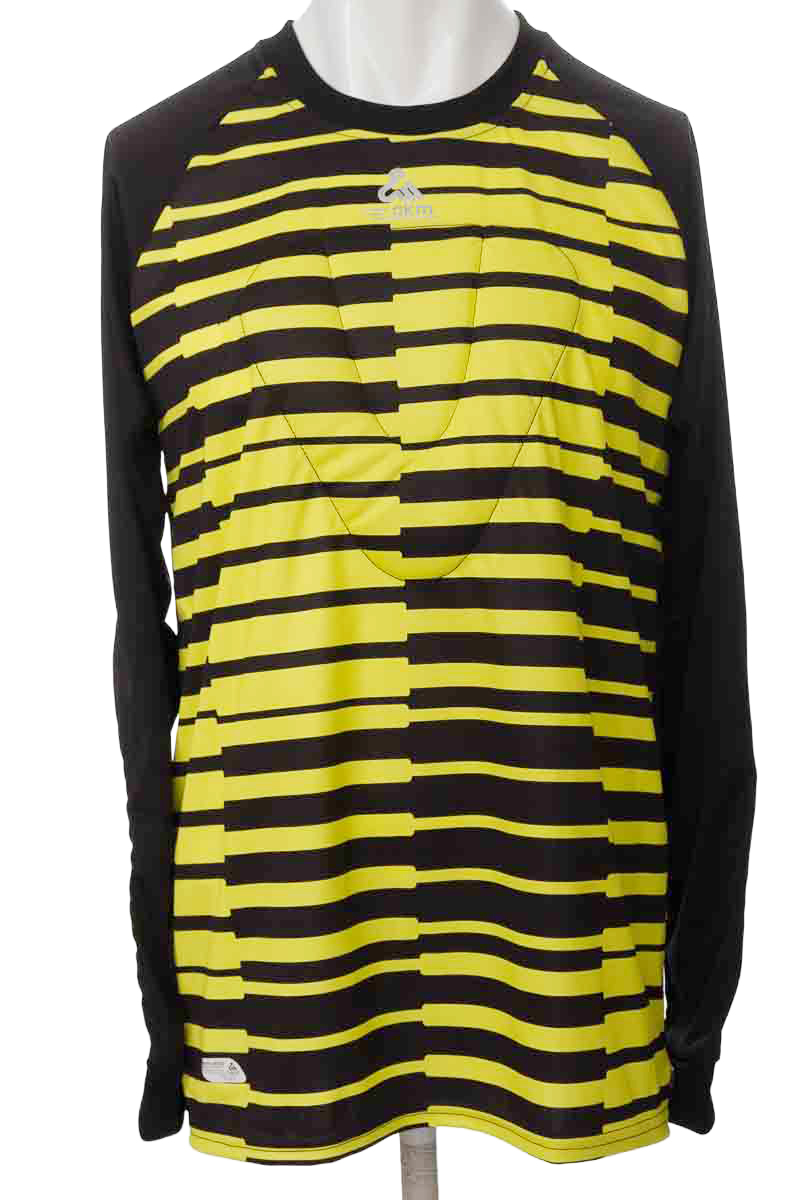 Ropa Deportiva color Negro - Akm