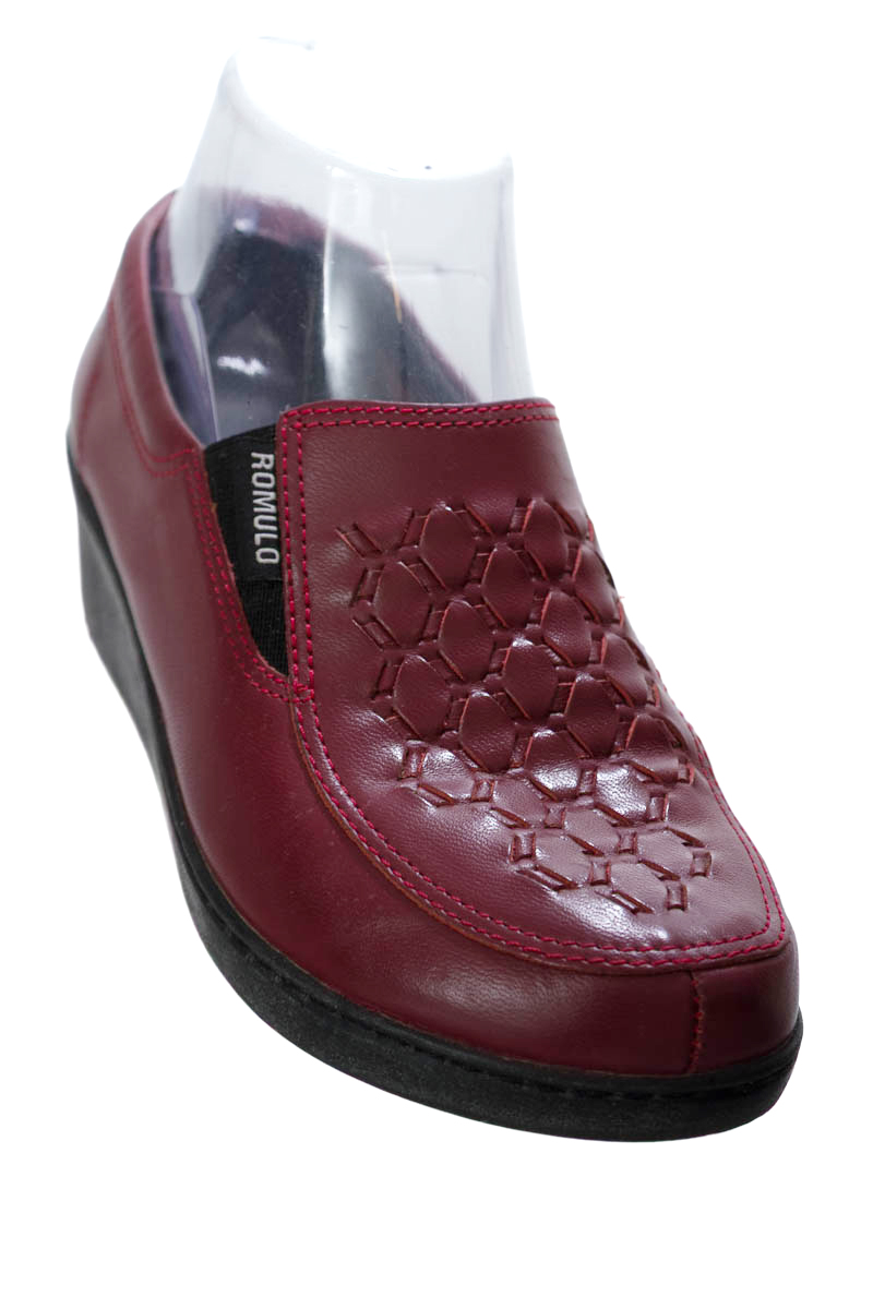 Zapatos color Vinotinto - Romulo