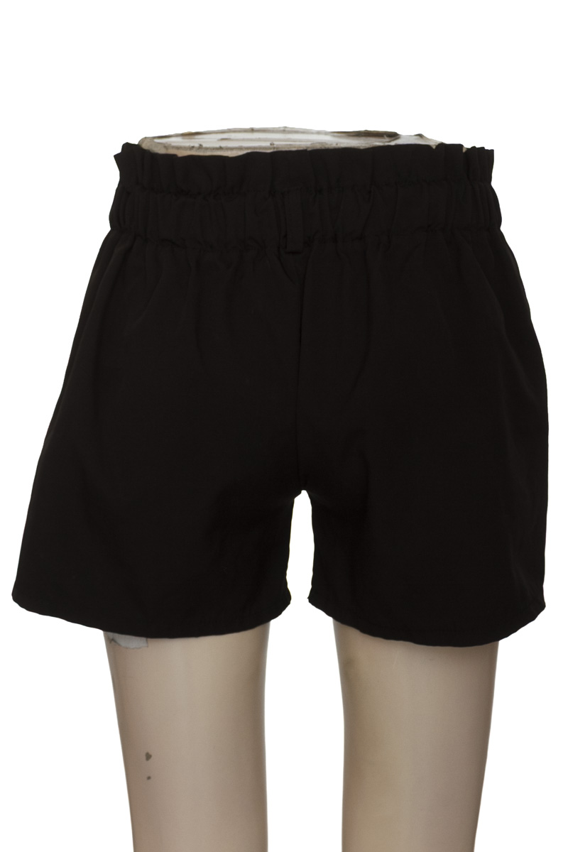 Short color Negro - Closeando