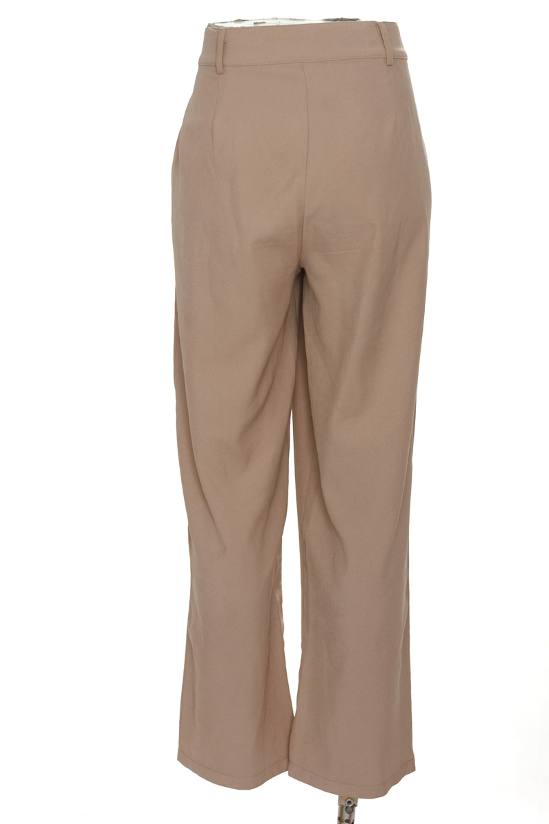 Pantalones color Beige - Closeando