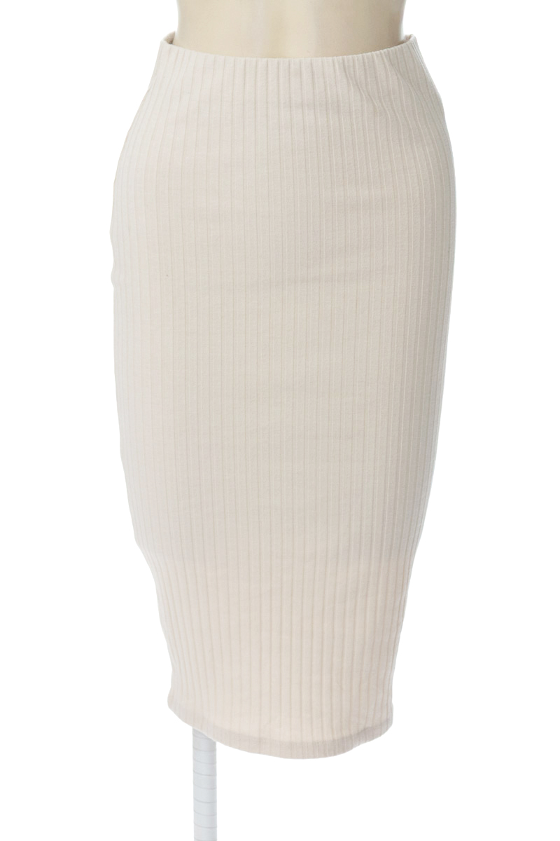 Falda color Beige - Forever 21