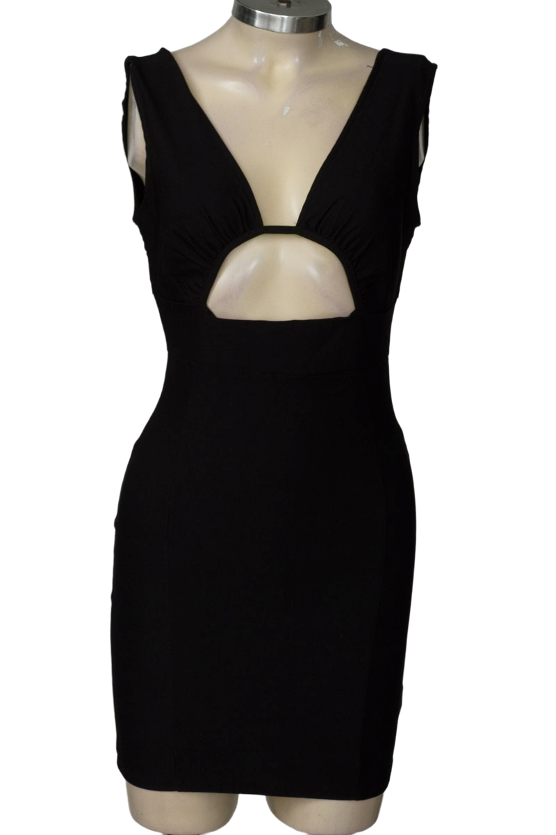 Vestido / Enterizo color Negro - Closeando