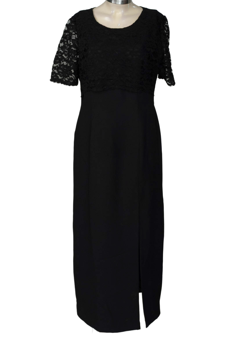Vestido / Enterizo color Negro - Closeando