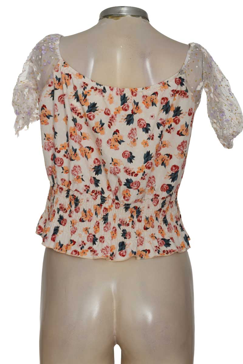 Top / Camiseta color Beige - MP.