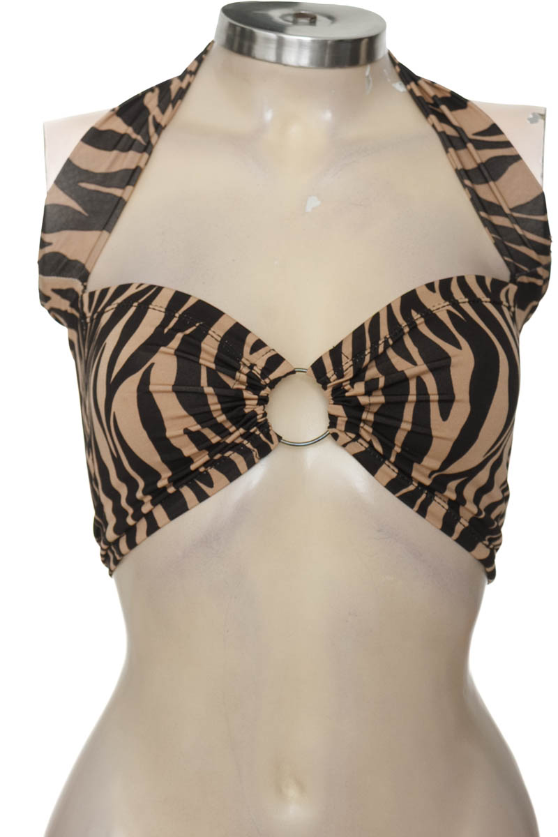 Top / Camiseta color Beige - Closeando