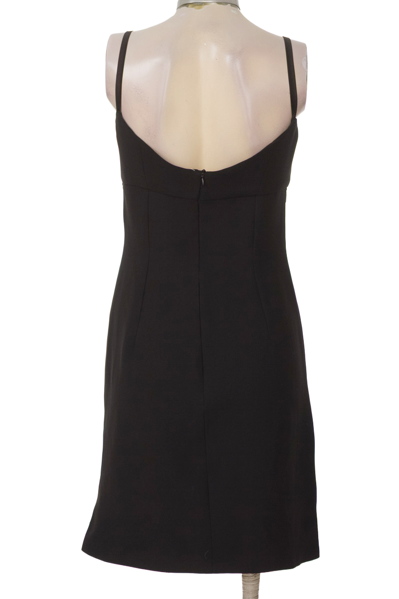 Vestido / Enterizo color Negro - Closeando