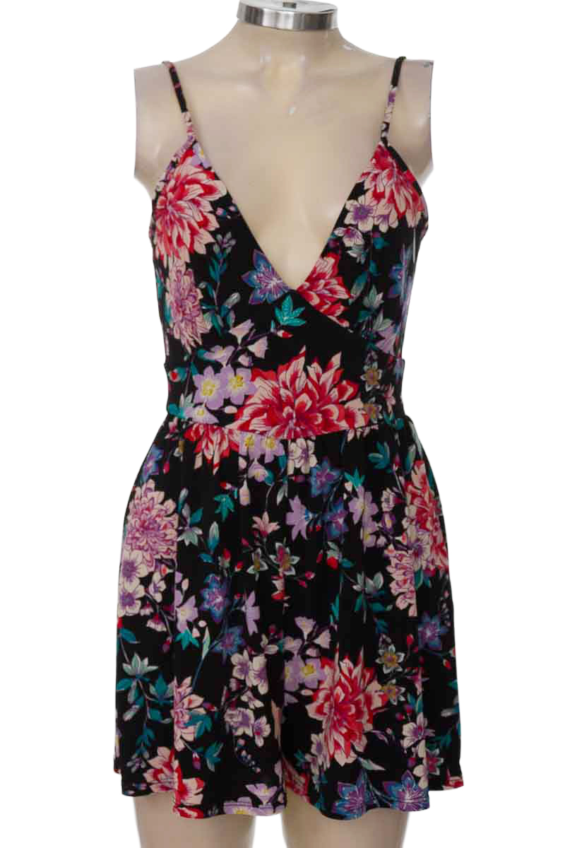 Vestido / Enterizo color Negro - Bershka