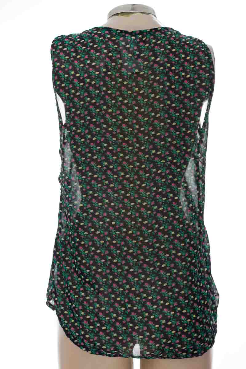 Top / Camiseta color Negro - Eva Castillo