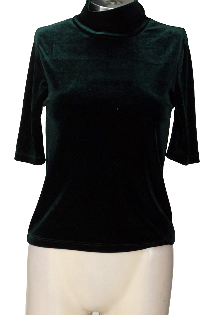 Top / Camiseta color Verde - Zara