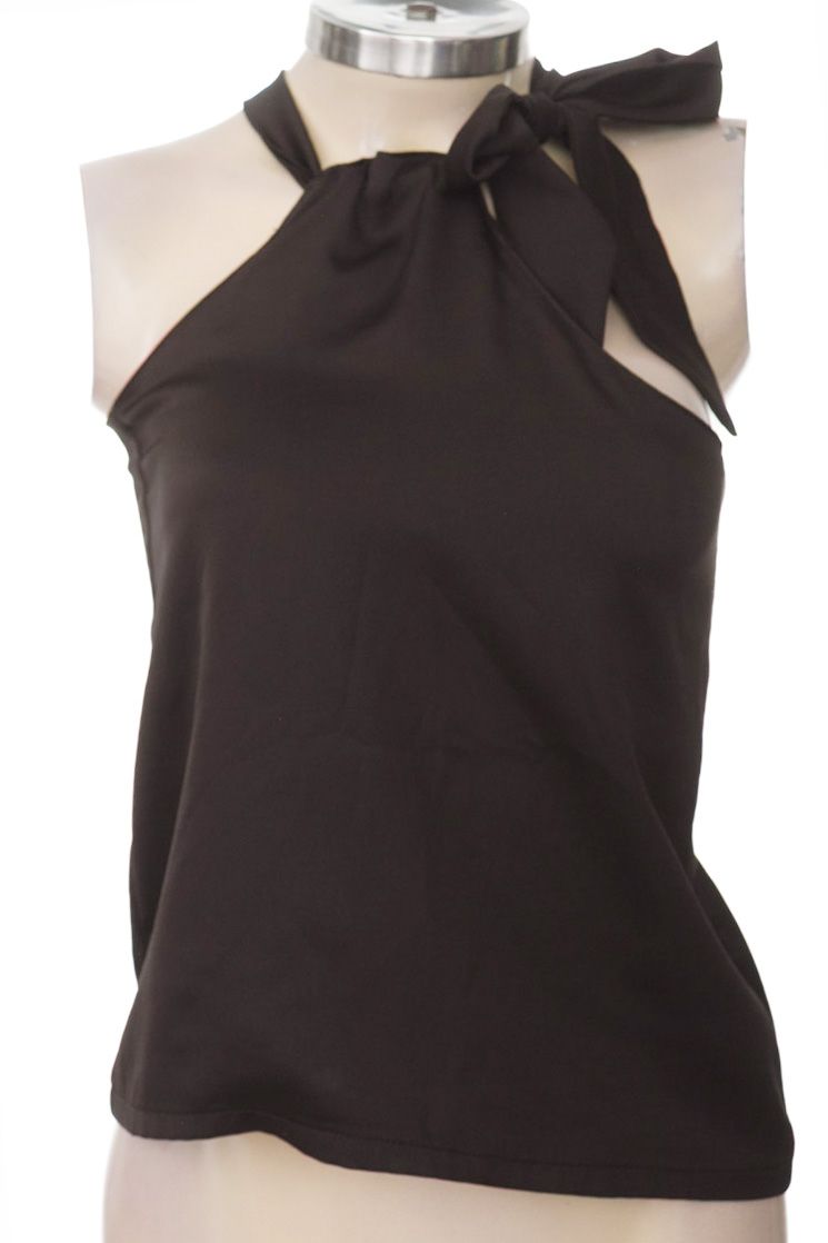 Top / Camiseta color Negro - Mangra