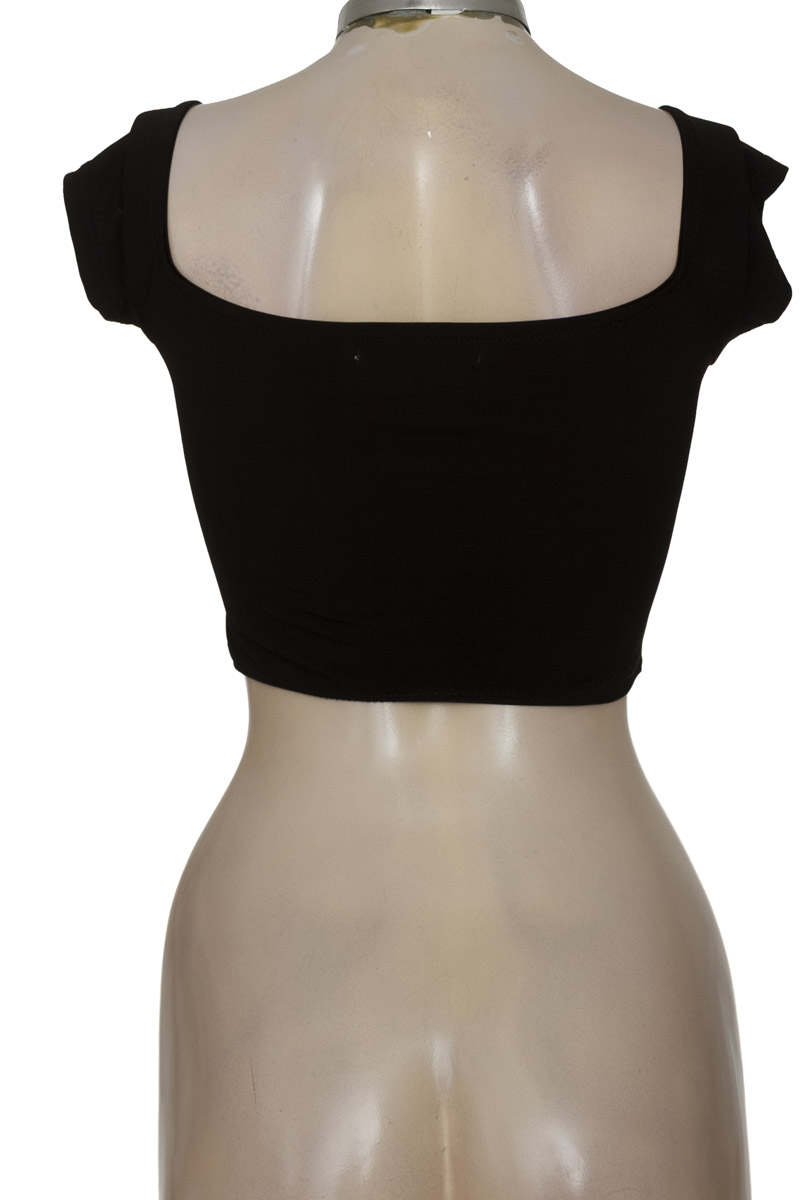 Top / Camiseta color Negro - Free Spirit