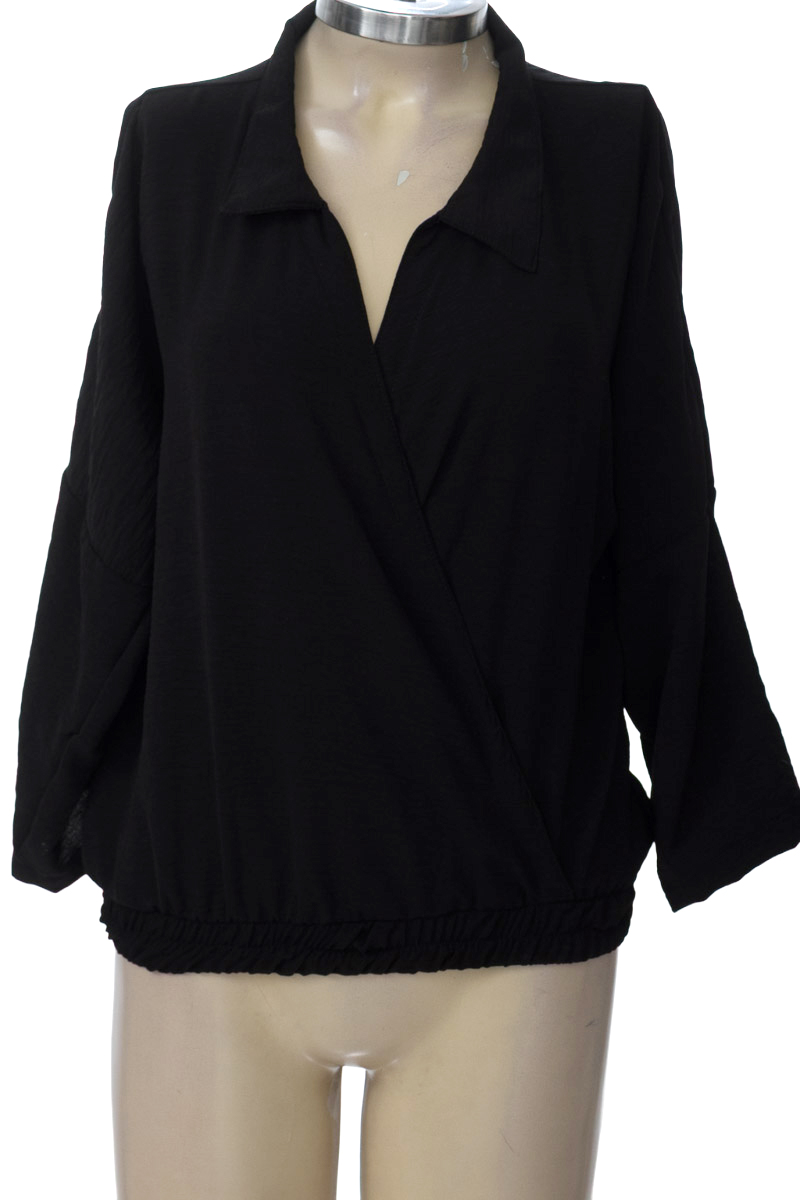 Blusa color Negro - Closeando