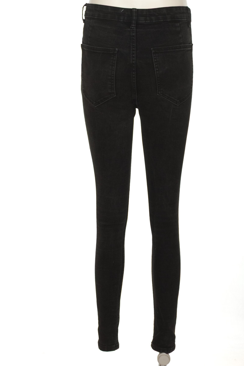 Pantalones color Negro - Zara