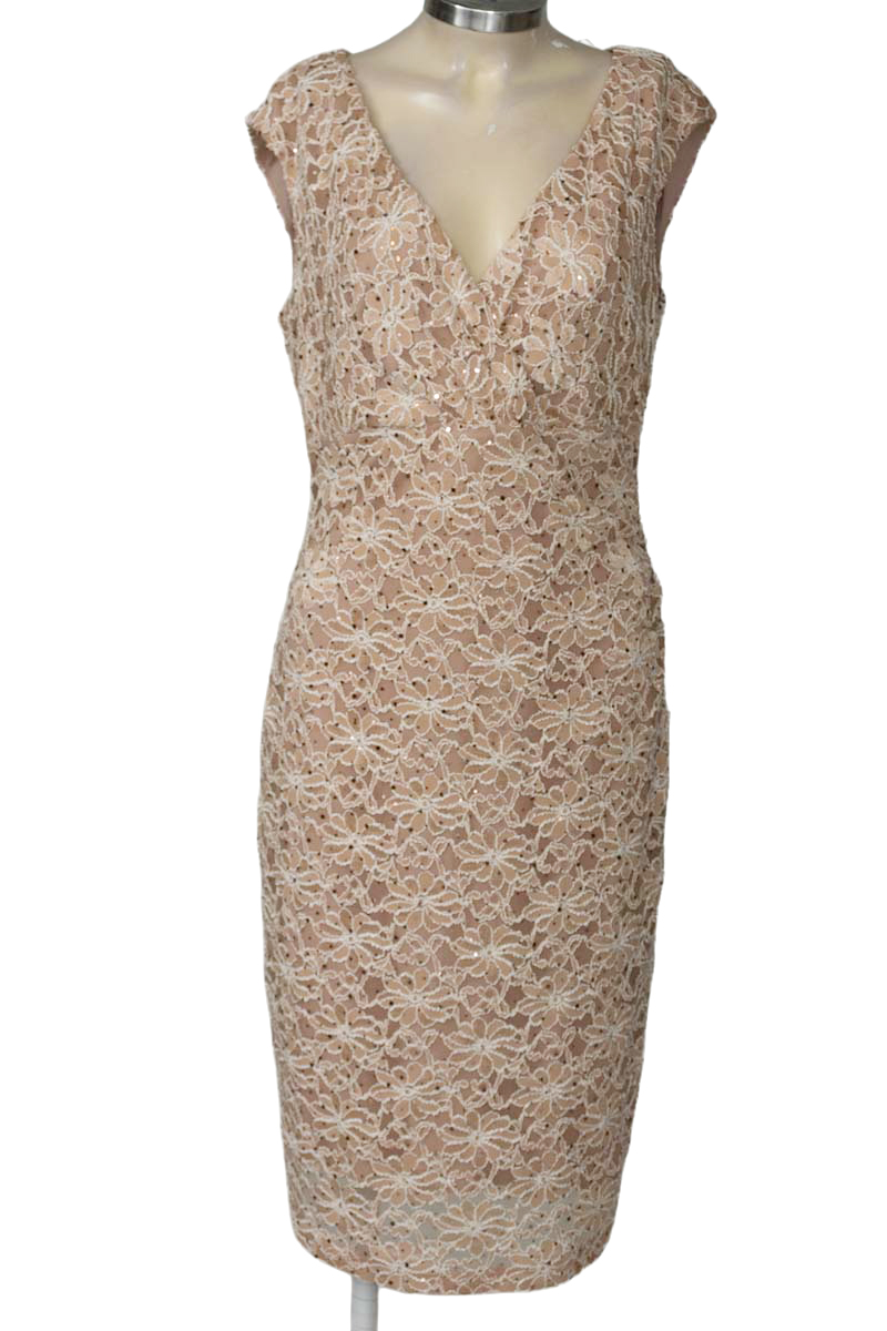 Vestido / Enterizo color Beige - Connected Apparel