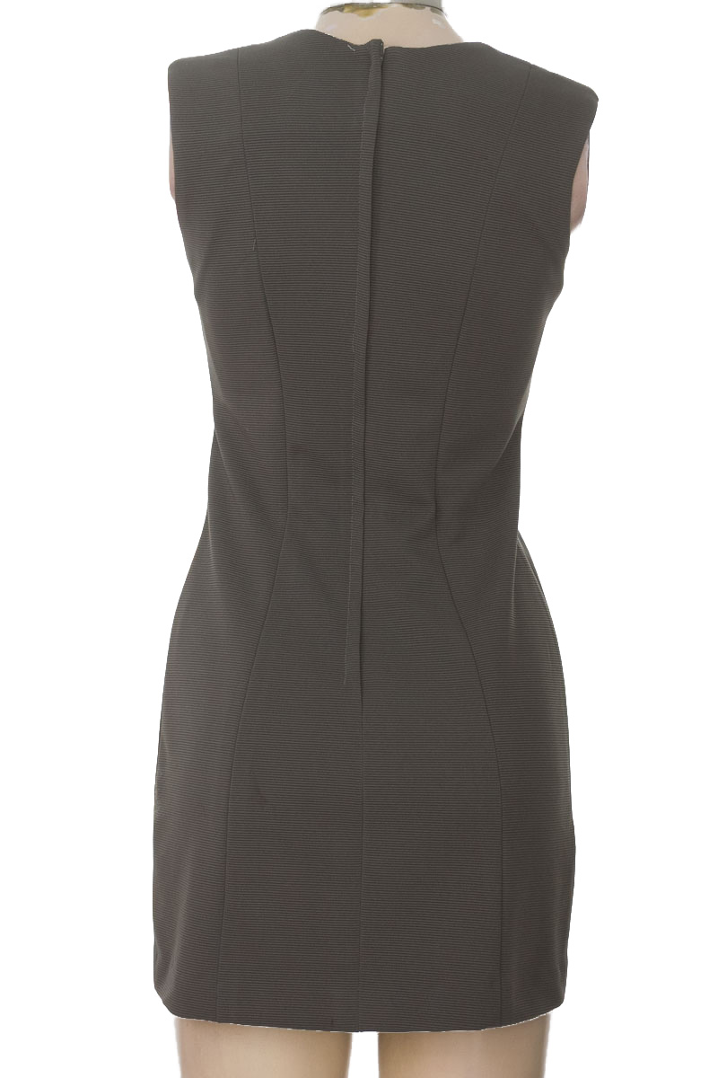 Vestido / Enterizo color Gris - Closeando