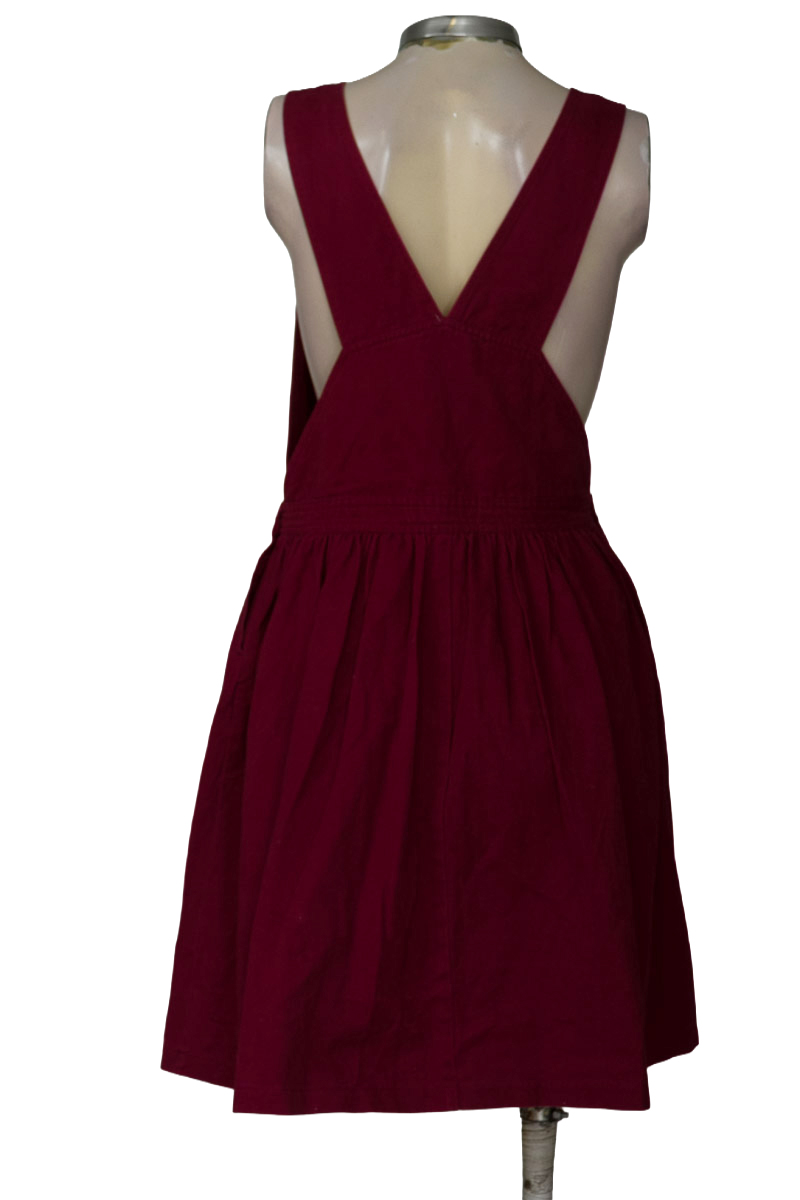 Vestido / Enterizo color Vinotinto - Closeando