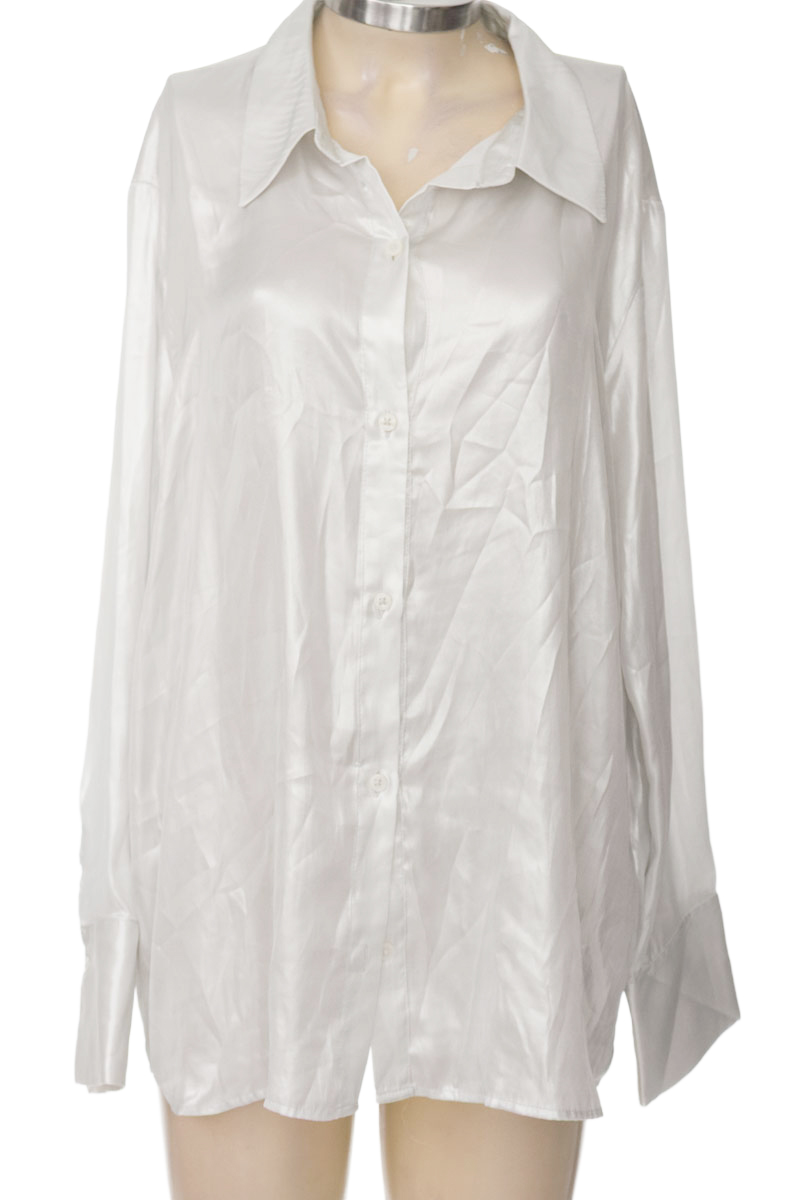 Blusa color Plateado - Divided by H&M