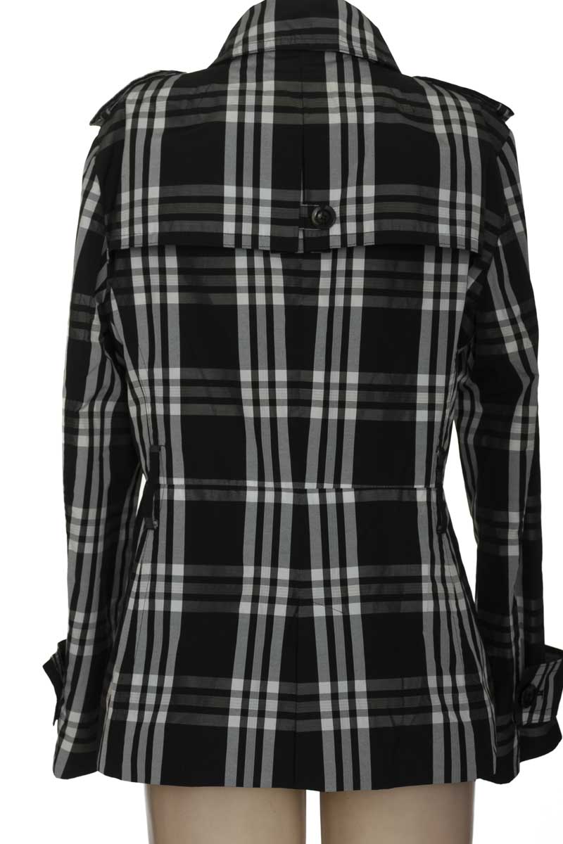 Chaqueta / Abrigo color Negro - Zara