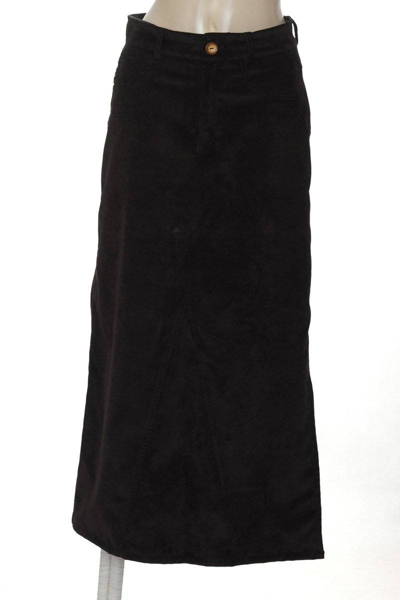 Falda color Negro - Closeando