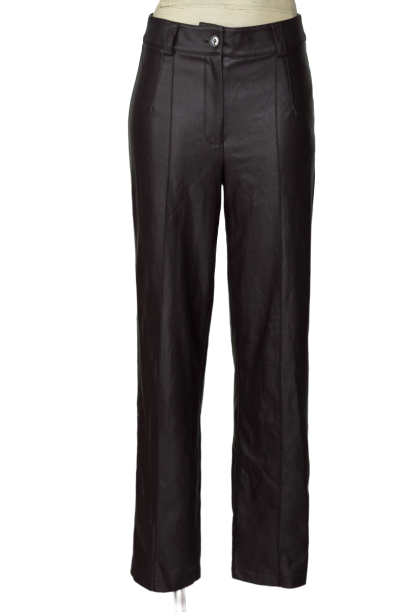 Pantalones color Vinotinto - Amisu