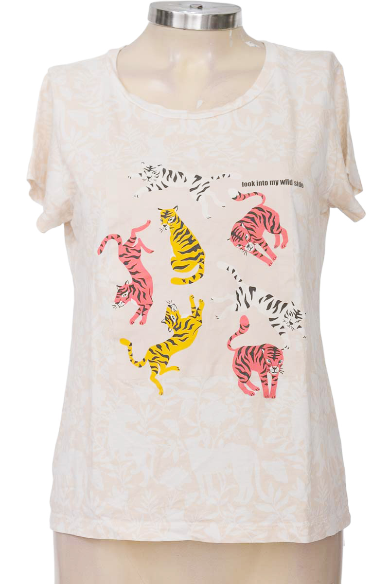 Top / Camiseta color Beige - Basement