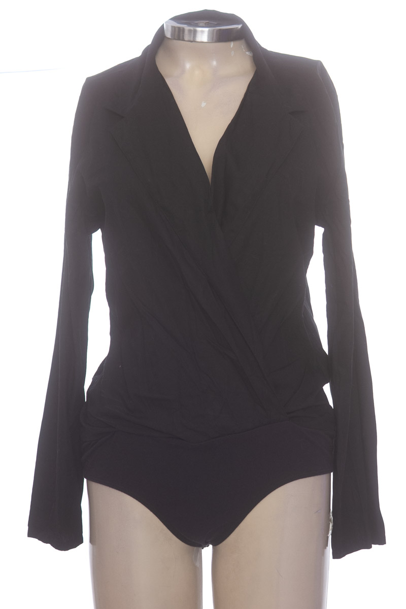 Blusa color Negro - Loguin