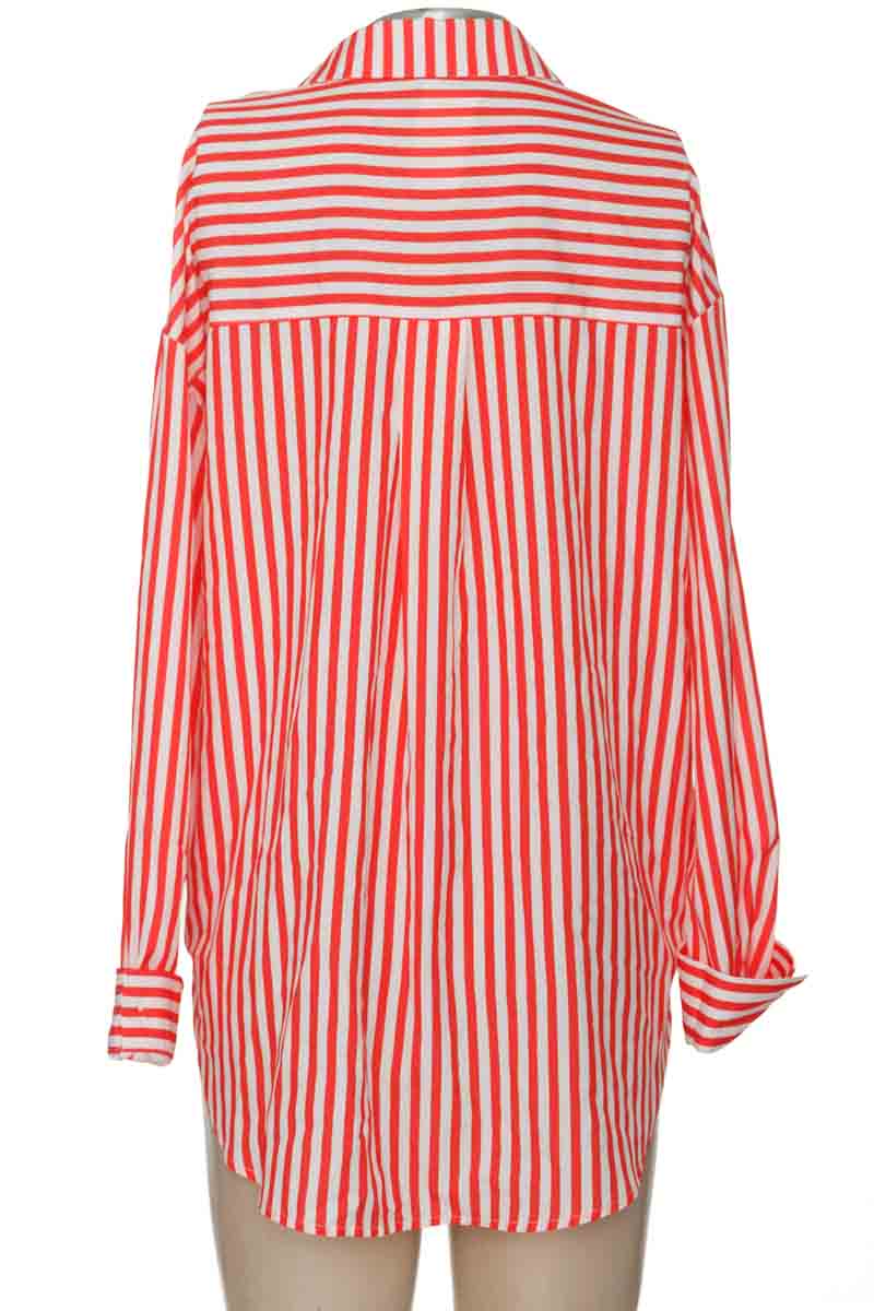Blusa color Rojo - Closeando