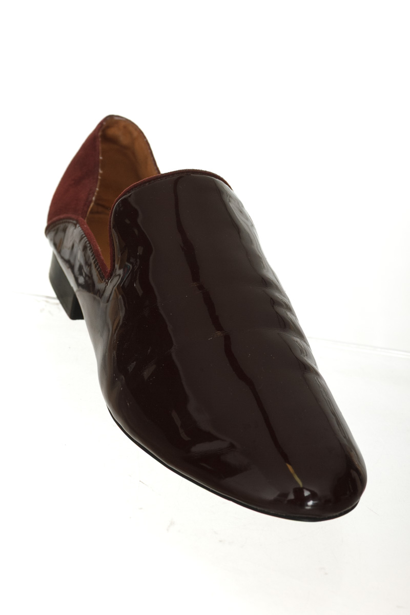 Zapatos color Vinotinto - Zara