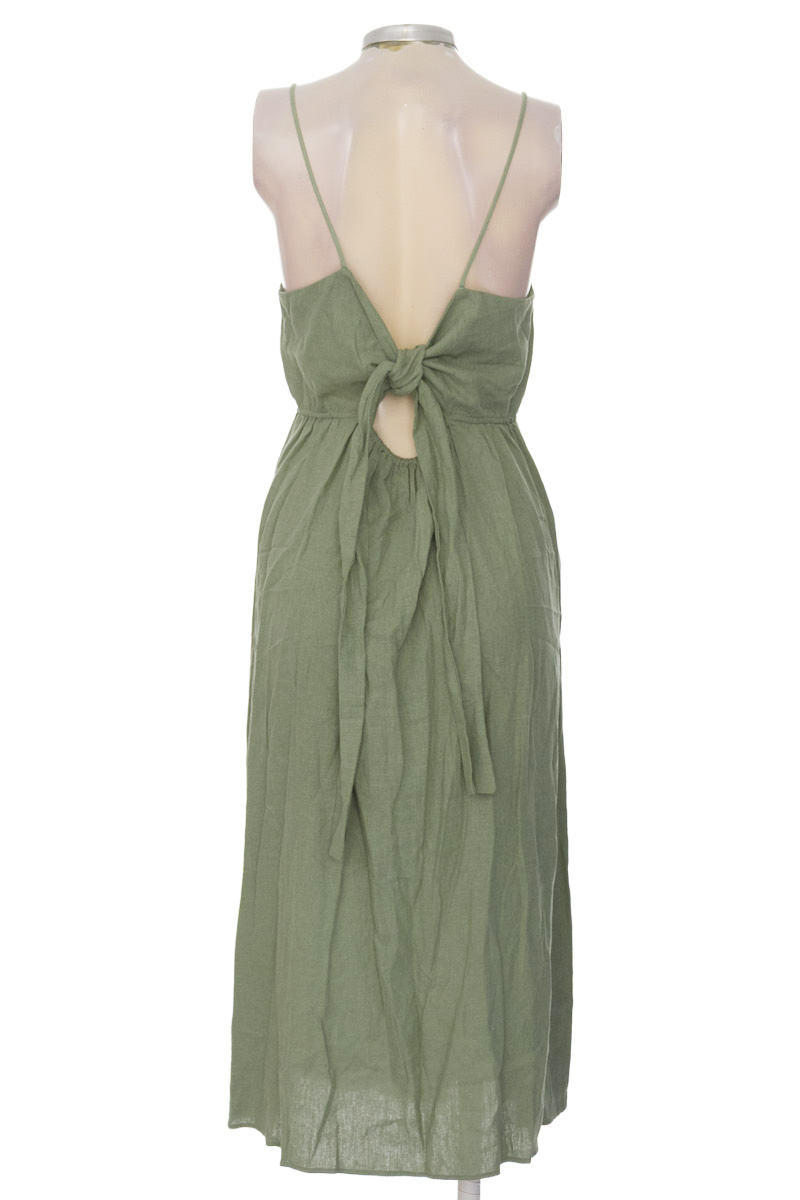 Vestido / Enterizo color Verde - Zara
