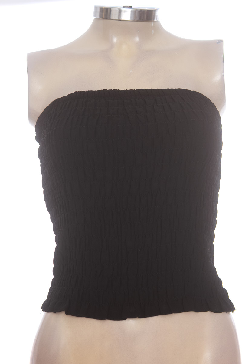 Top / Camiseta color Negro - Shein