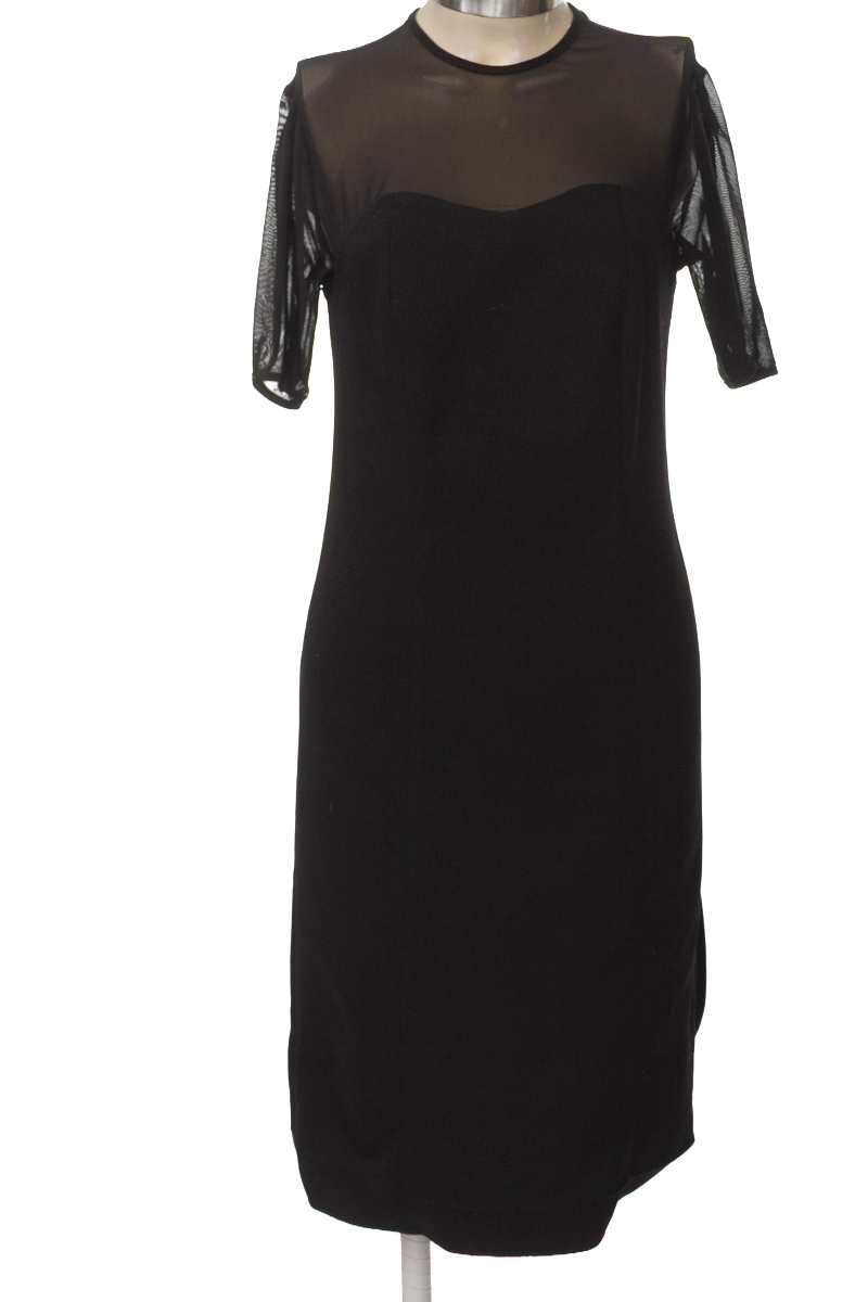 Vestido / Enterizo color Negro - Closeando