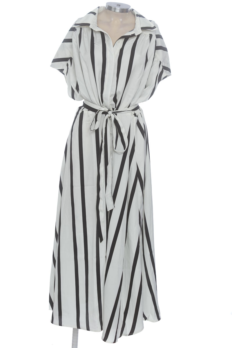 Vestido / Enterizo color Blanco - H&M