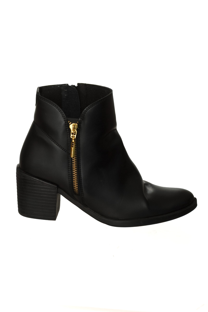 Zapatos color Negro - Aquiles