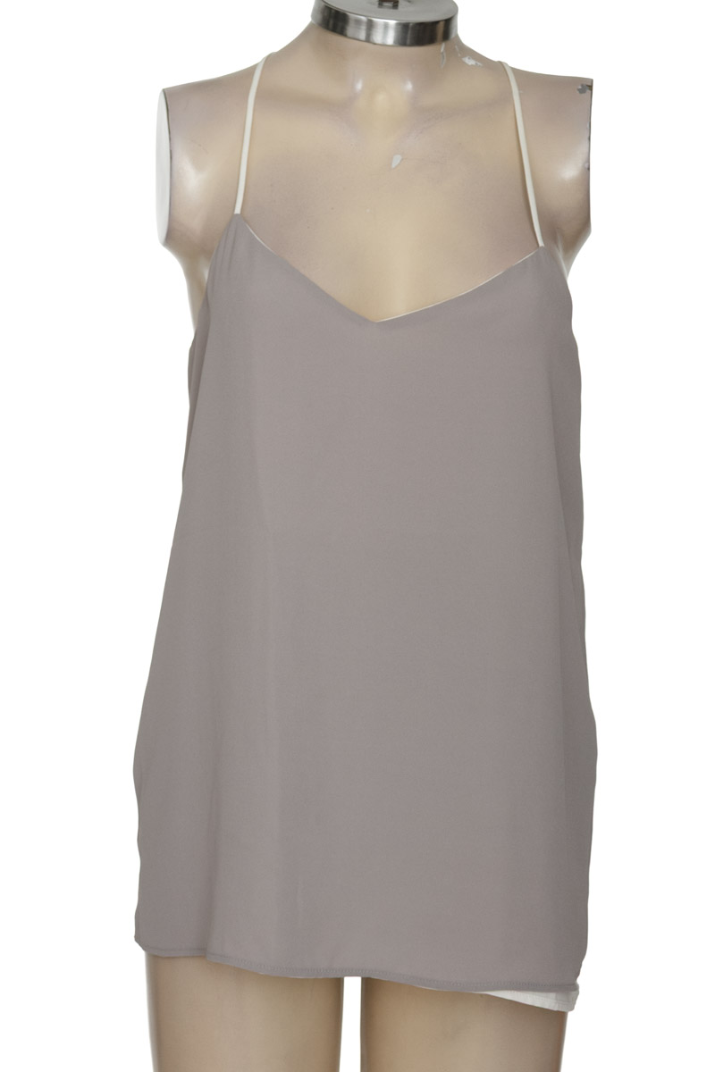 Top / Camiseta color Gris - Express