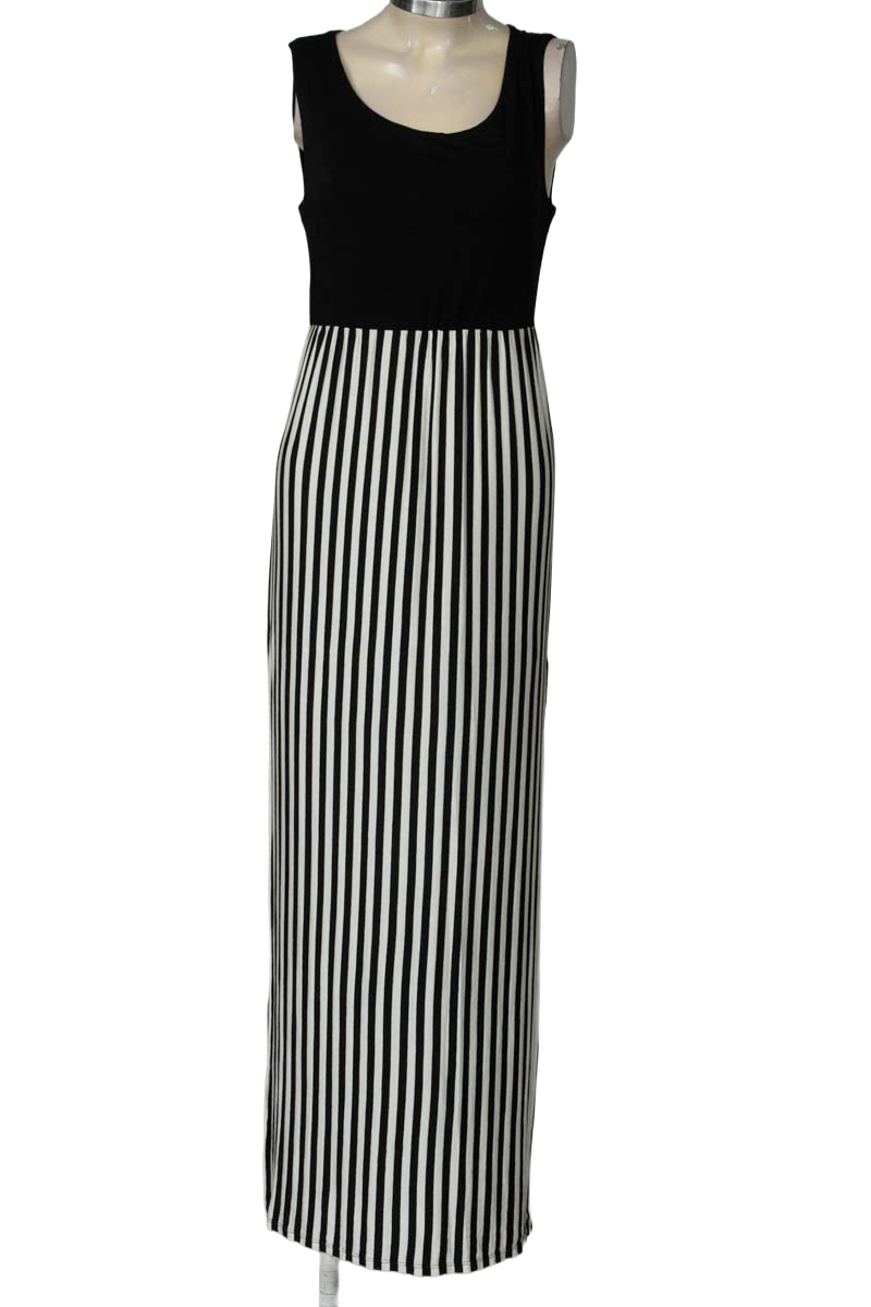 Vestido / Enterizo color Negro - Forever 21