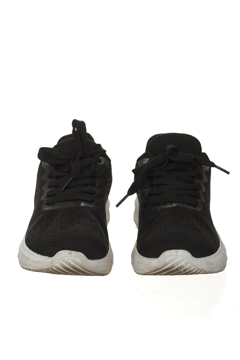 Zapatos color Negro - Closeando