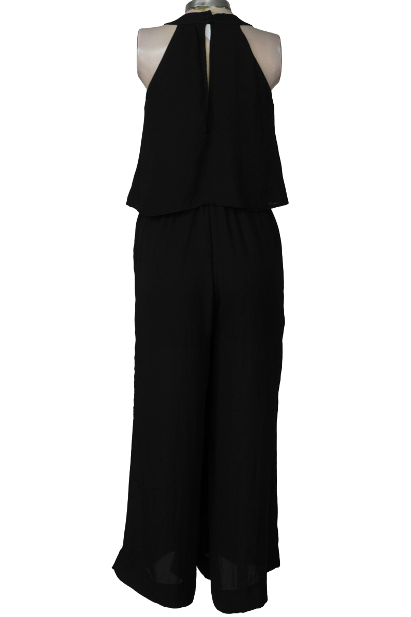 Vestido / Enterizo color Negro - Closeando