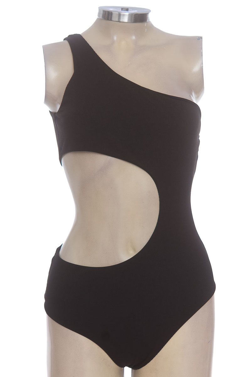 Top / Camiseta color Negro - Shein